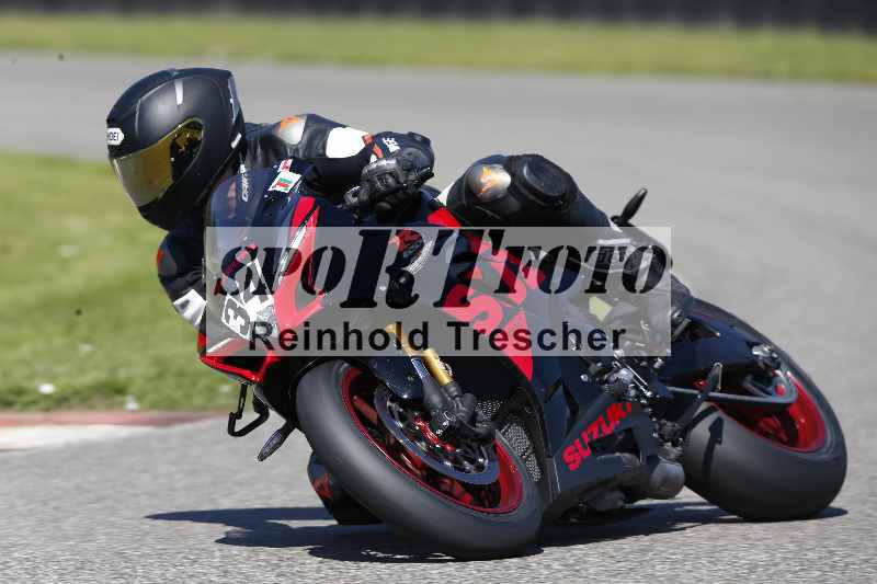 /43 08.08.2025 Discover the Bike ADR/Race 3 rot/34